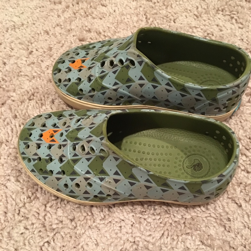 Fox Native Shoes EUC